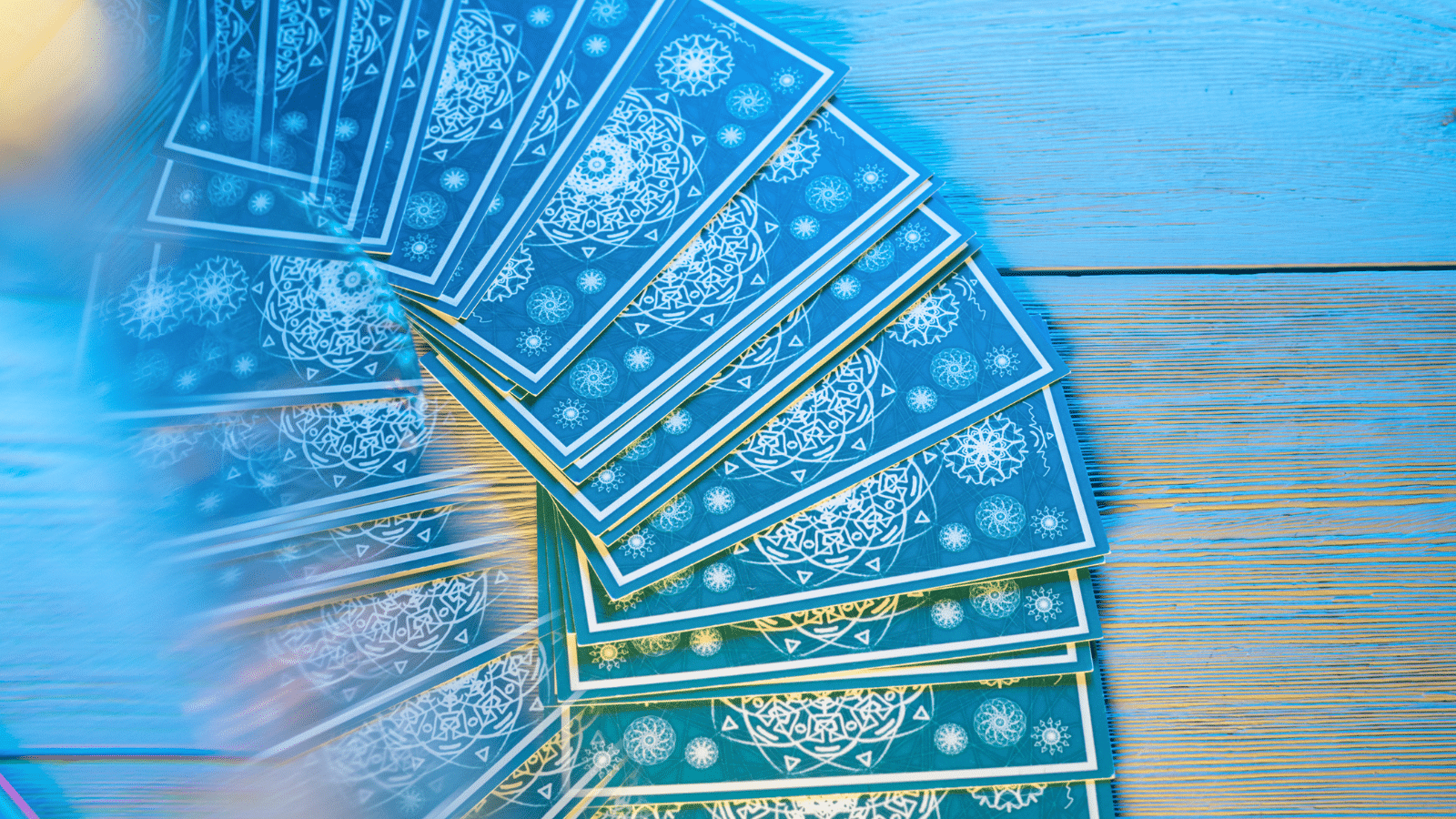 Tarot divinatoire gratuit I Voyance Qualité